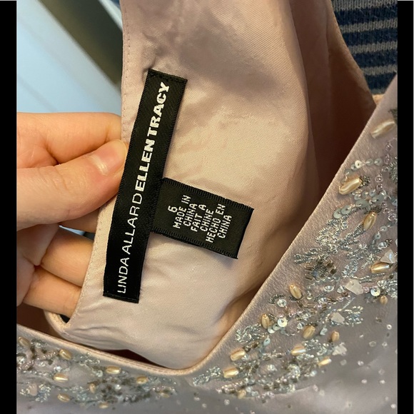 SKIRT/BLOUSE - Picture 10 of 10